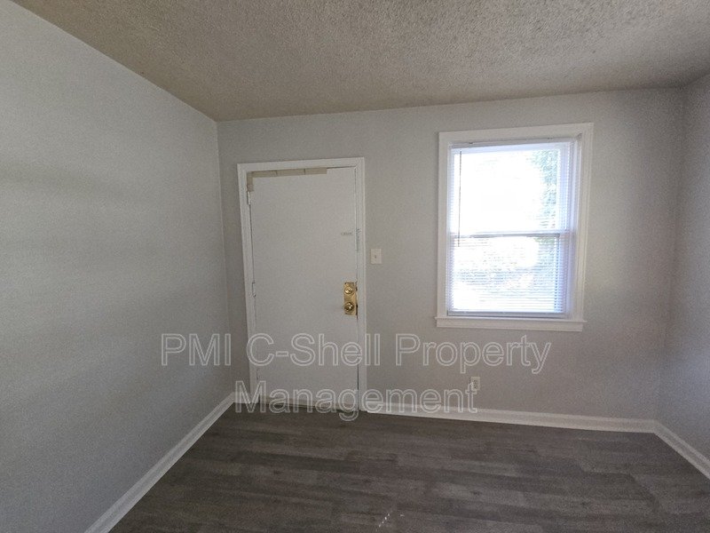 Quaint 2 Bed 1 Bath Conveniently Located, NAS Pensacola, Corry Station property image