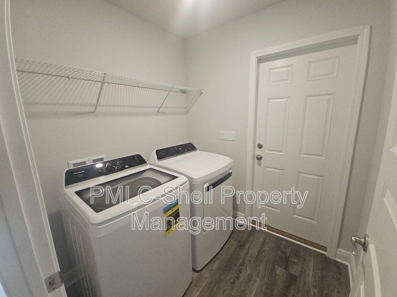 New 4 Bed 2 Bath, Garage, Yard, Pets, NAS Penscola property image