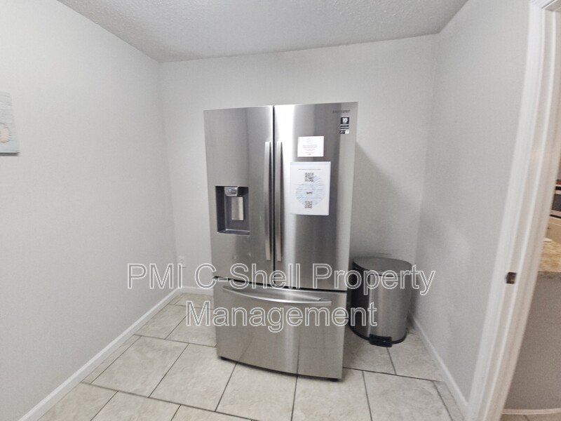 Great Pensacola 5 Bed 3 Bath with Suite, Fenced Yard, Garage property image