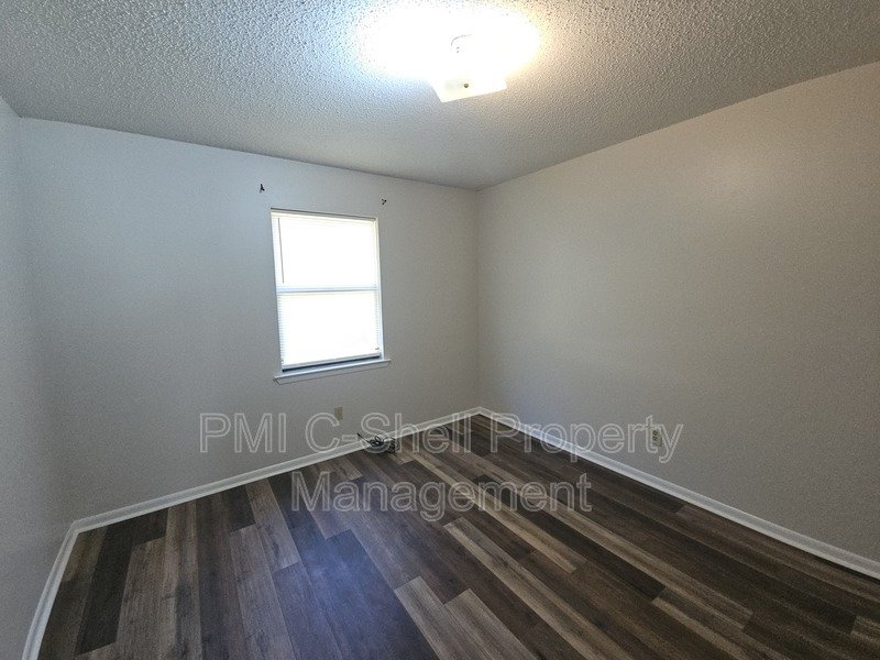 2 Bed 1 Bath, Pets, Yard Pensacola property image