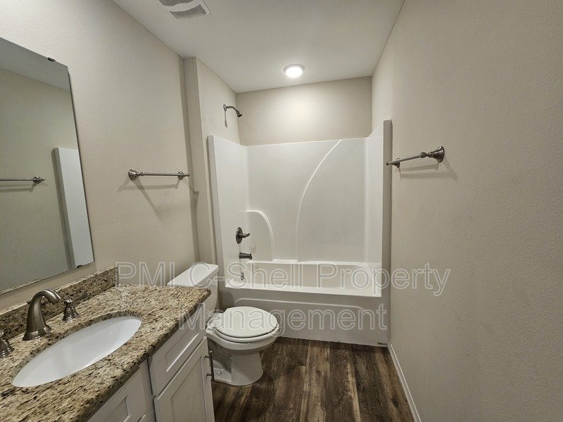 3 Bed 2 Bath Great Location property image