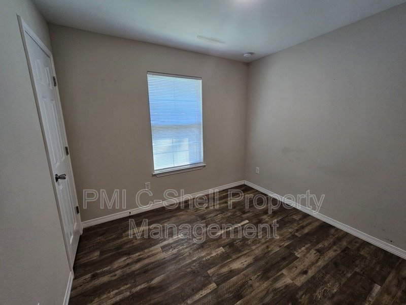 3 Bed 2 Bath Great Location property image