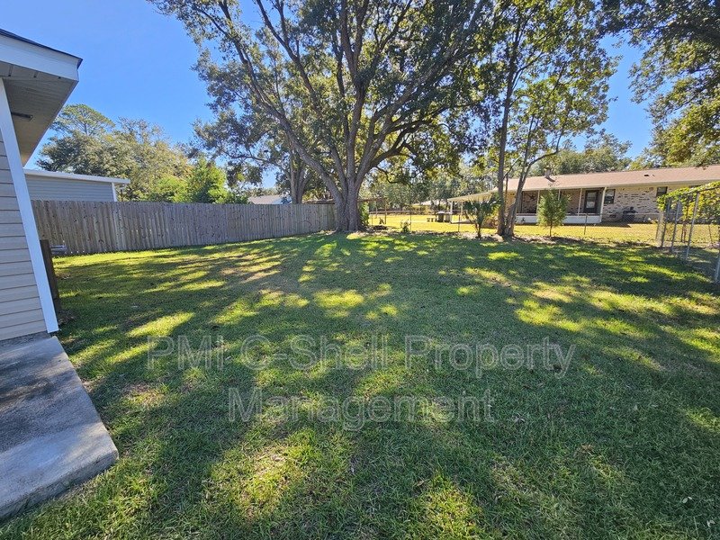 3 Bed 2 Bath Great Location property image