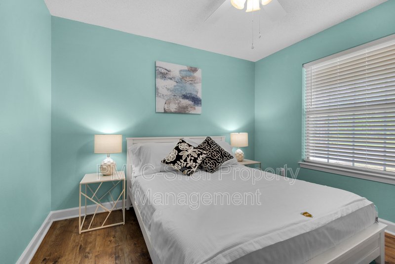 3bed 2bath Gulf Breeze, Yard, Great Schools, No HOA, $374,900 property image