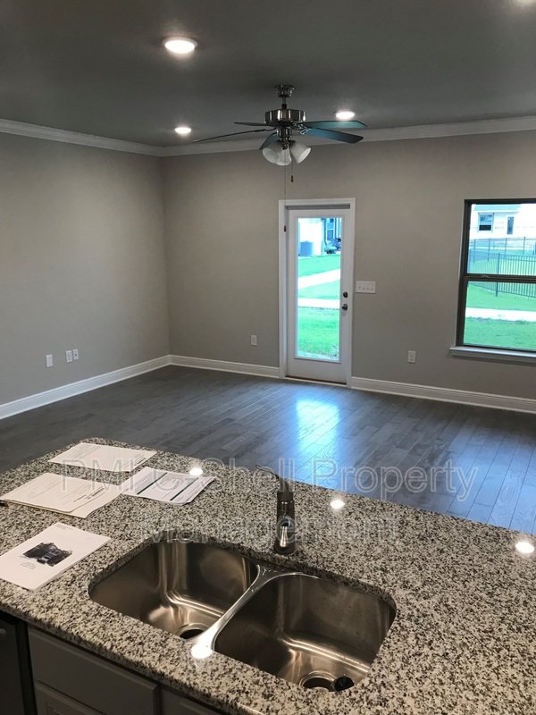 357 S E St Downtown Pensacola, Pets, Pool, Garage property image