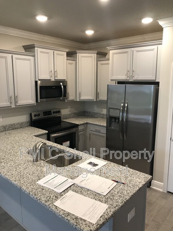 357 S E St Downtown Pensacola, Pets, Pool, Garage property image