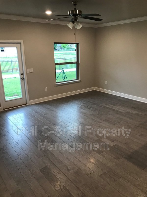 357 S E St Downtown Pensacola, Pets, Pool, Garage property image