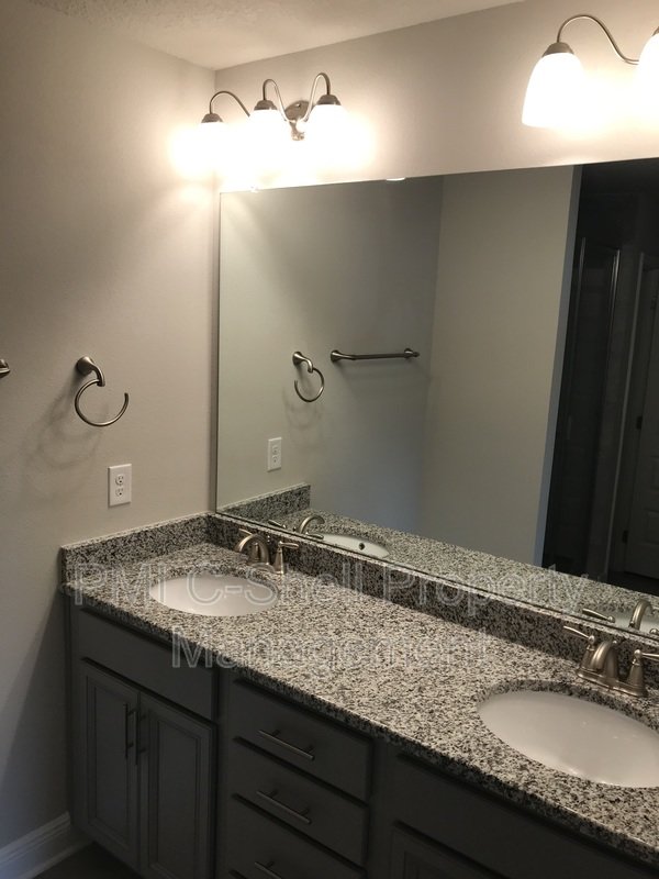 357 S E St Downtown Pensacola, Pets, Pool, Garage property image