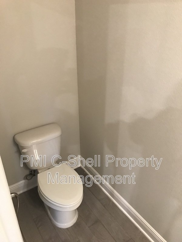 357 S E St Downtown Pensacola, Pets, Pool, Garage property image