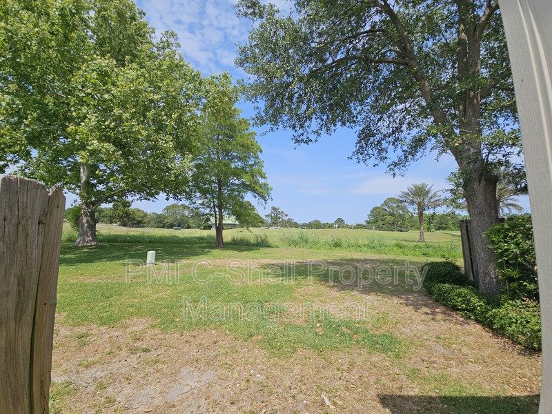 2 Bed 1.5 Bath Townhome Golf Course Beaches property image