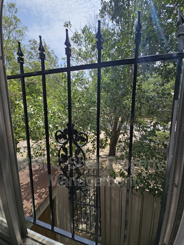 2 Bed 1.5 Bath Townhome Golf Course Beaches property image