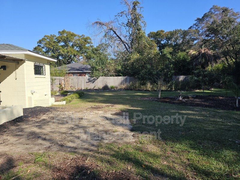 2 Bed 1 Bath Pensacola Fenced Yard and Serene Backyard property image