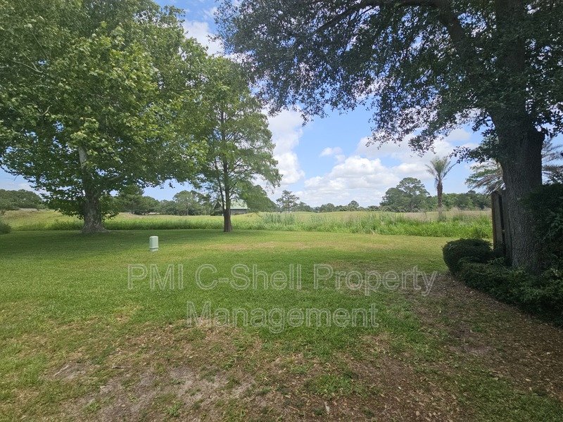 2 Bed 1.5 Bath Townhome Golf Course Beaches property image