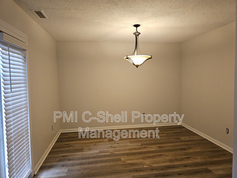 2 Bed 1.5 Bath Townhome Golf Course Beaches property image