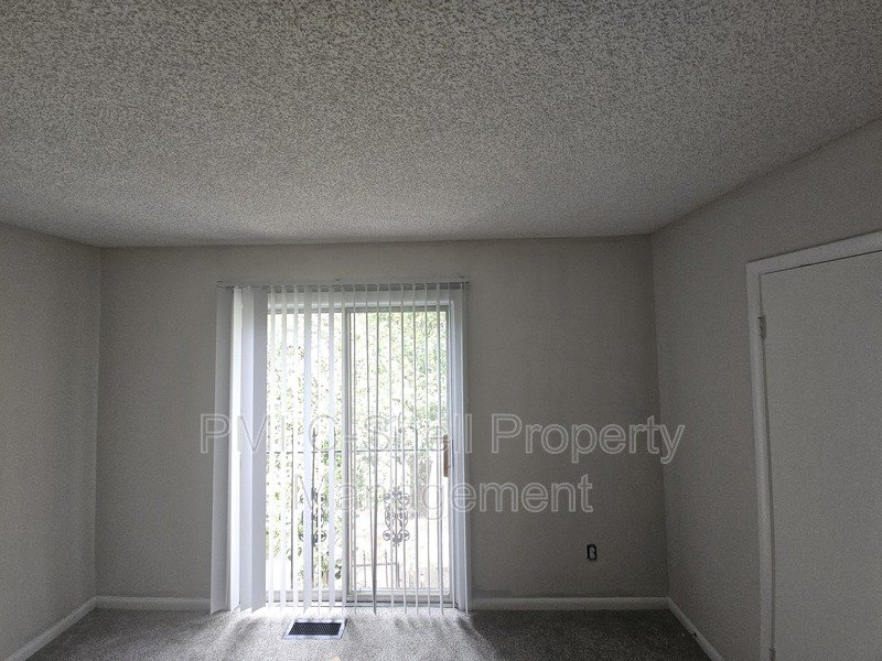 2 Bed 1.5 Bath Townhome Golf Course Beaches property image